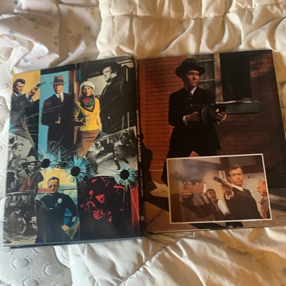 Hollywood Gangsters and A Pictorial History of Crime Films Hardcover Book Bundle - Picture 5 of 5